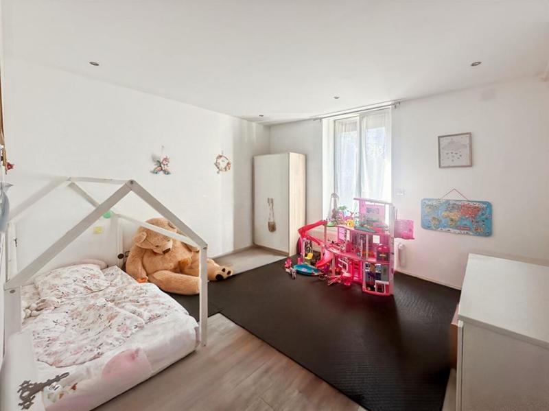 Maison - 83 m² - 5 pièces