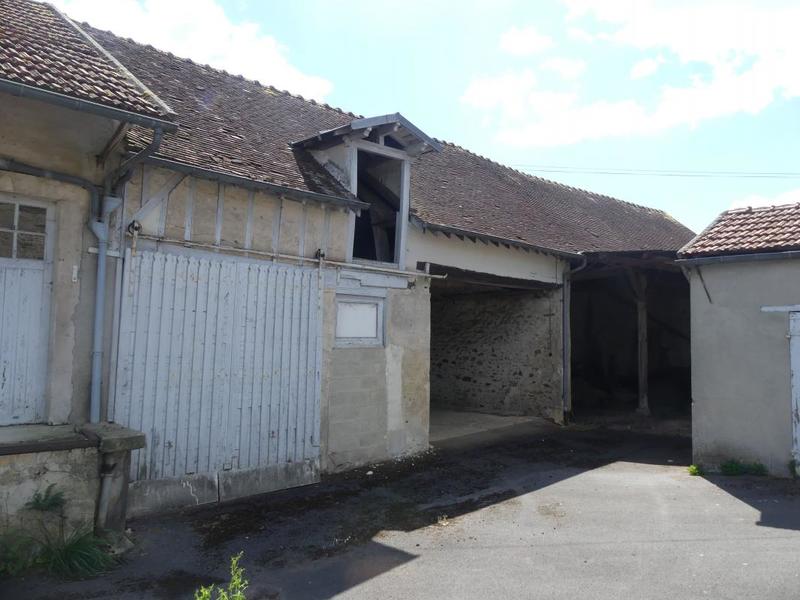 Maison - 312 m² - 10 pièces