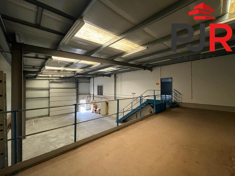 Local d'activités - 600 m²