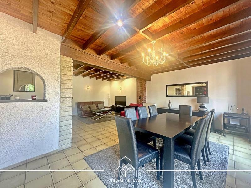 Maison - 194 m² - 5 pièces