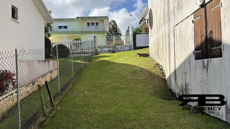 Maison - 84 m² - 4 pièces