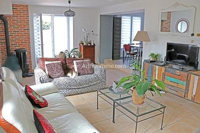 Maison - 99 m² - 5 pièces