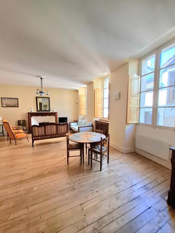 Appartement - 74 m² - 3 pièces