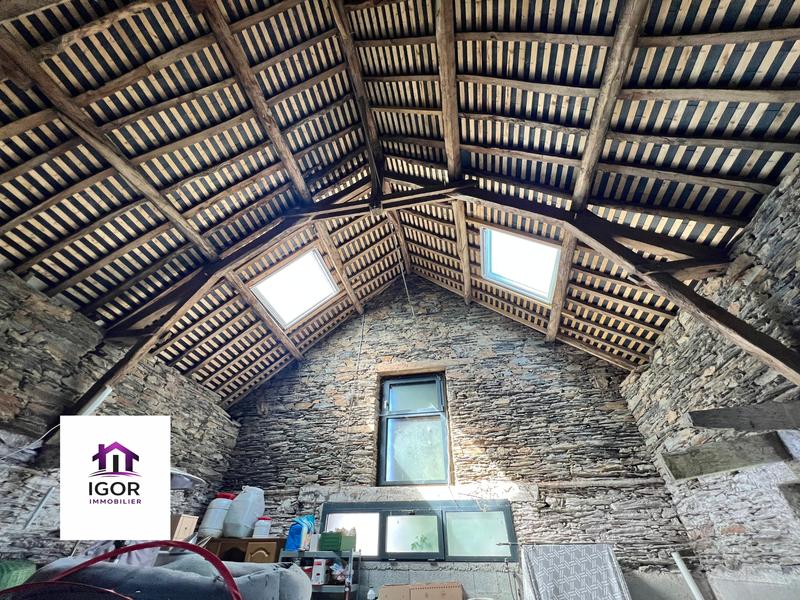 Maison - 100 m² - 1 pièce