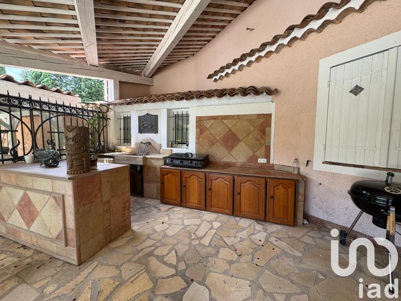 Maison - 244 m² - 4 pièces