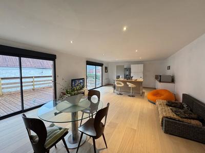 Maison - 92 m² - 2 pièces