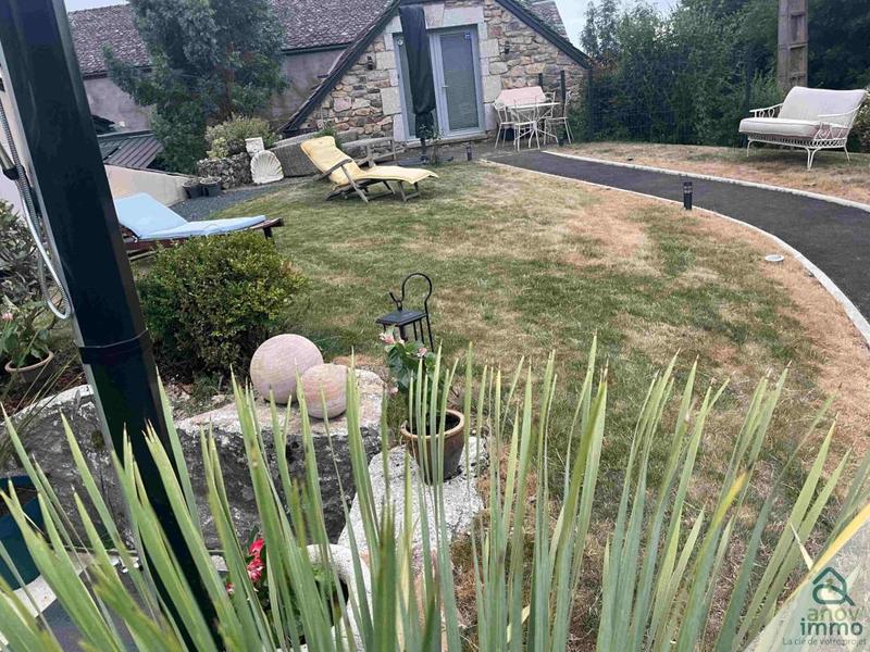 Propriété - 593 m² - 14 pièces