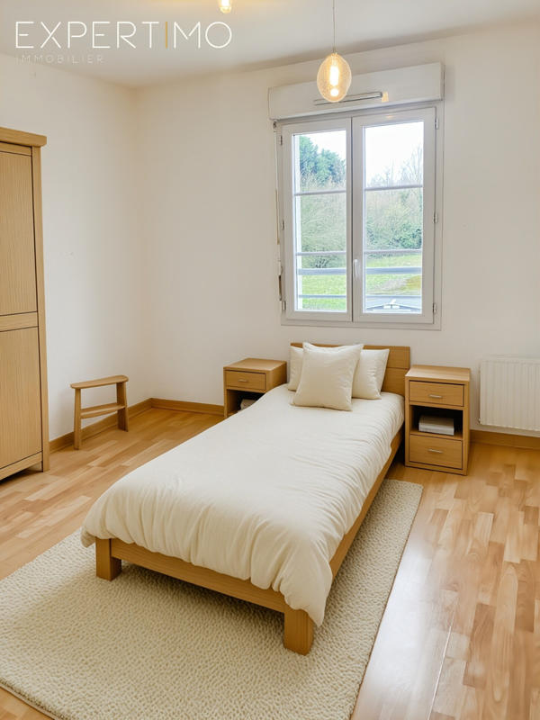 Maison - 90 m² - 5 pièces