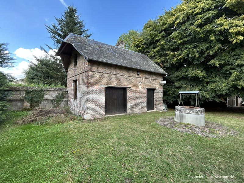 Maison - 310 m² - 11 pièces