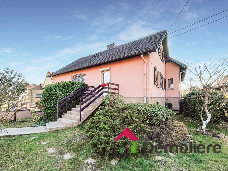 Maison - 196 m² - 8 pièces