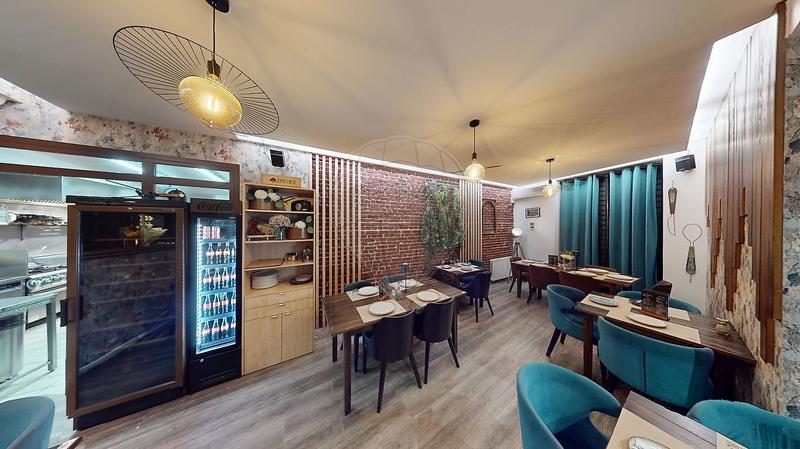 Hôtellerie / Restauration - 130 m² - 4 pièces