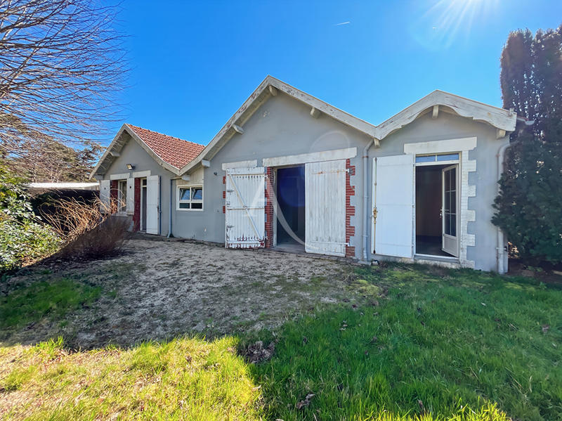 Maison - 160 m² - 7 pièces