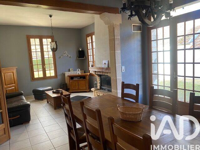 Maison - 182 m² - 7 pièces