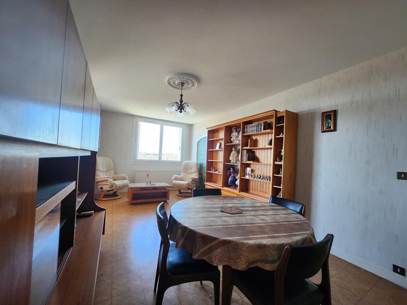 Appartement - 67 m² - 4 pièces
