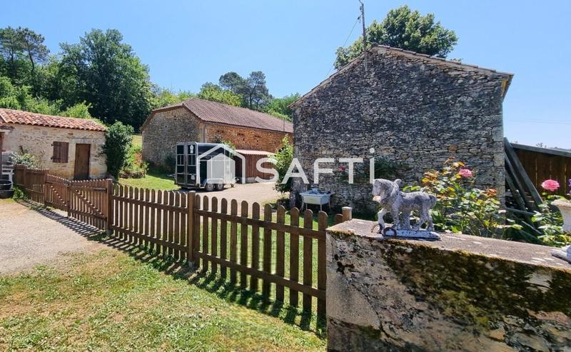 Maison - 90 m² - 5 pièces