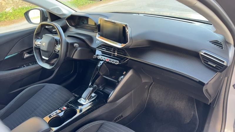 Peugeot E-208 136 50 kWh Style - Automatique Entretien constructeur