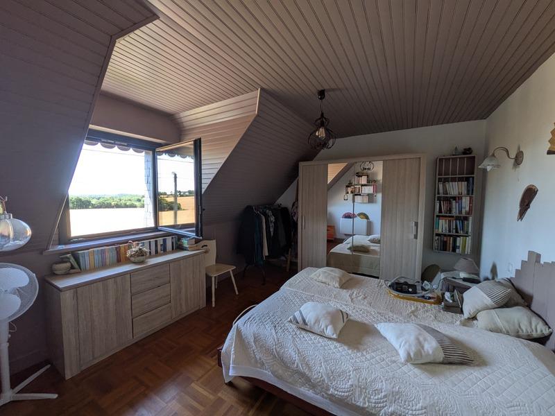 Maison - 167 m² - 7 pièces