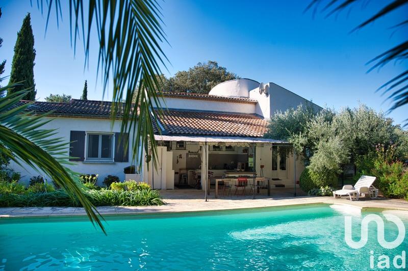 Maison - 188 m² - 8 pièces