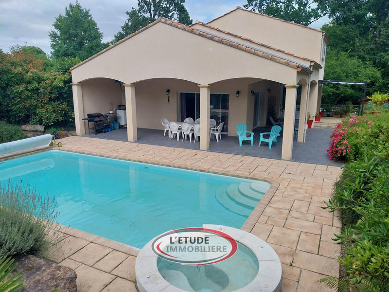 Maison - 190 m² - 10 pièces