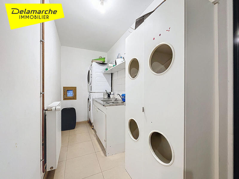 Maison - 235 m² - 8 pièces