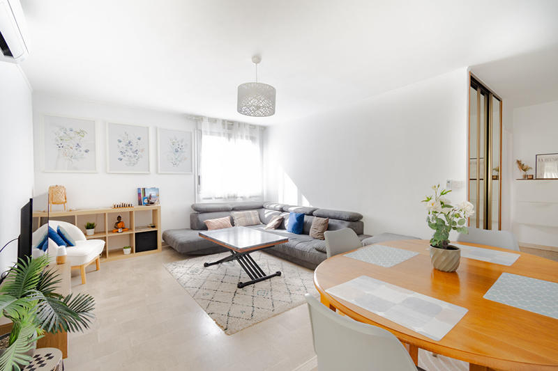 Appartement - 80 m² - 4 pièces