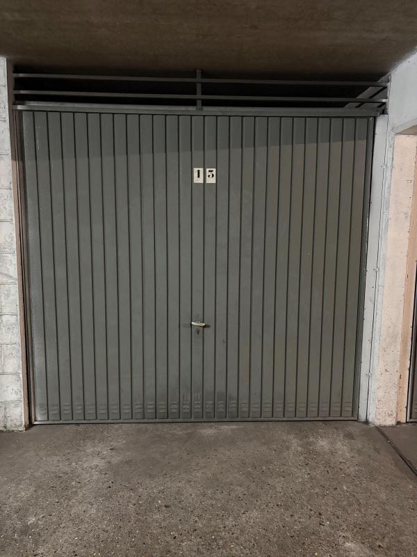 Garage - 12 m²