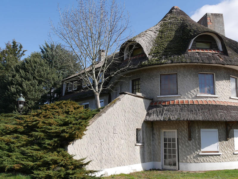 Propriété - 350 m² - 12 pièces