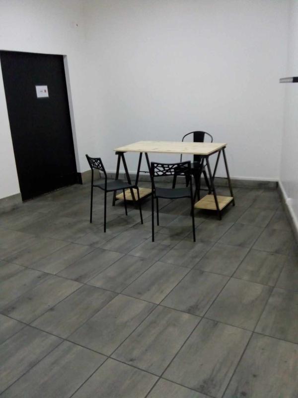 Local commercial - 156 m²