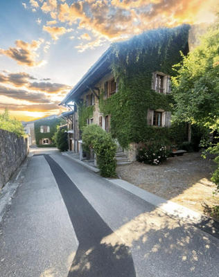 Maison ancienne - 179 m² - 10 pièces