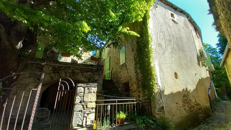 Maison - 175 m² - 8 pièces