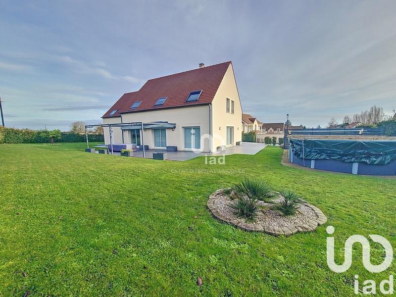 Maison - 240 m² - 8 pièces