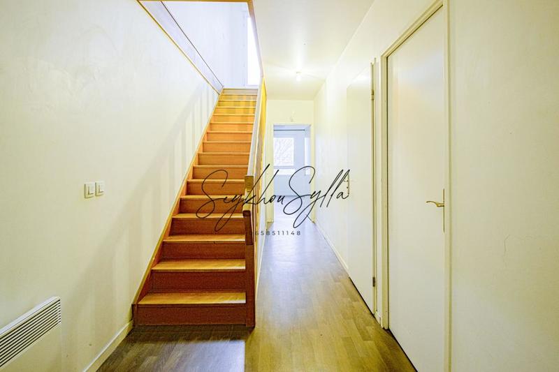 Appartement - 87 m² - 5 pièces