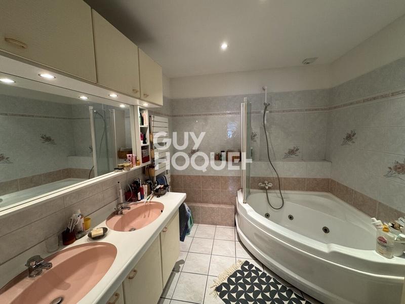 Maison de loisirs - 169 m² - 5 pièces