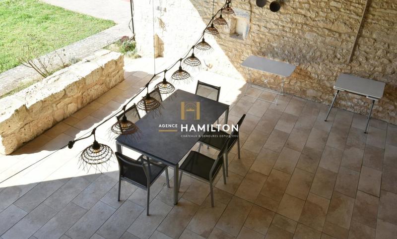 Maison de maîtres - 312 m² - 8 pièces