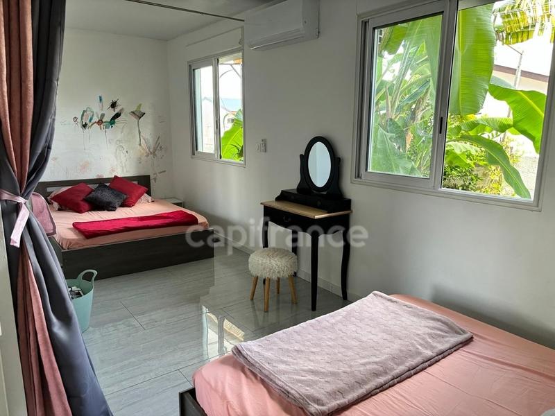 Maison - 102 m² - 4 pièces