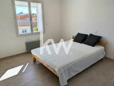 Maison - 99 m² - 4 pièces