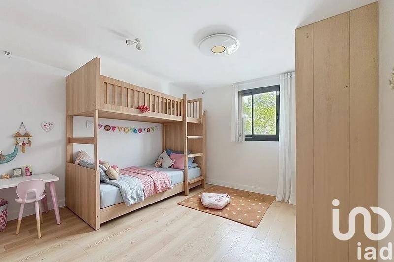 Maison - 142 m² - 6 pièces