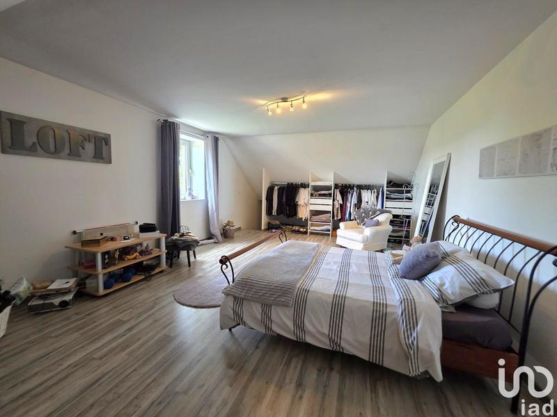 Maison - 530 m² - 11 pièces