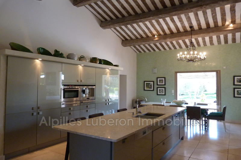 Demeure - 275 m² - 8 pièces