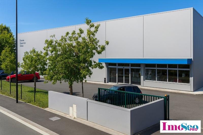 Local d'activité / Entrepôt - 2 230 m²