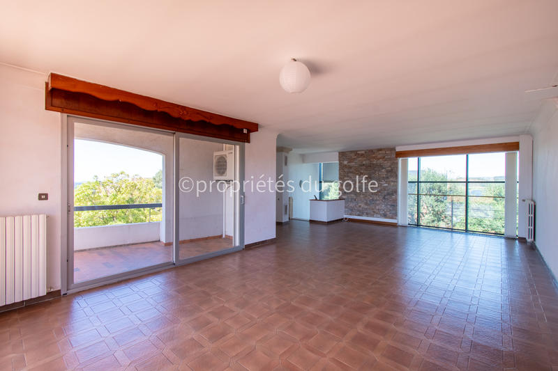 Maison - 309 m² - 9 pièces