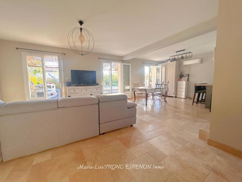 Villa - 96 m² - 6 pièces