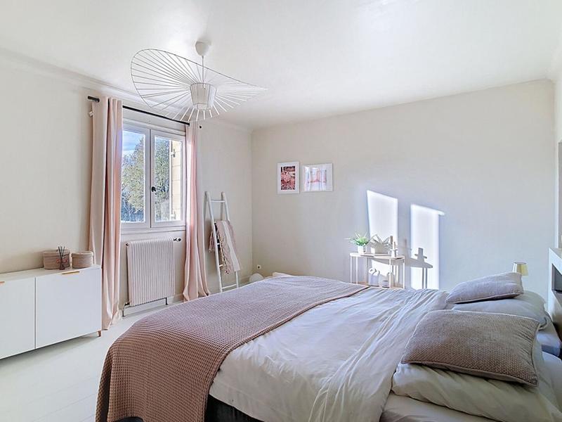 Maison - 397 m² - 14 pièces