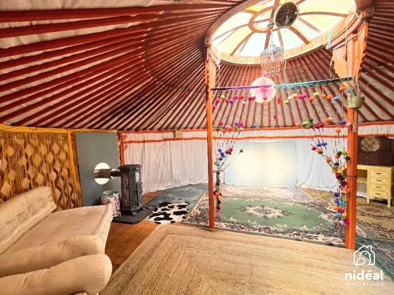 Maison - 230 m² - 7 pièces