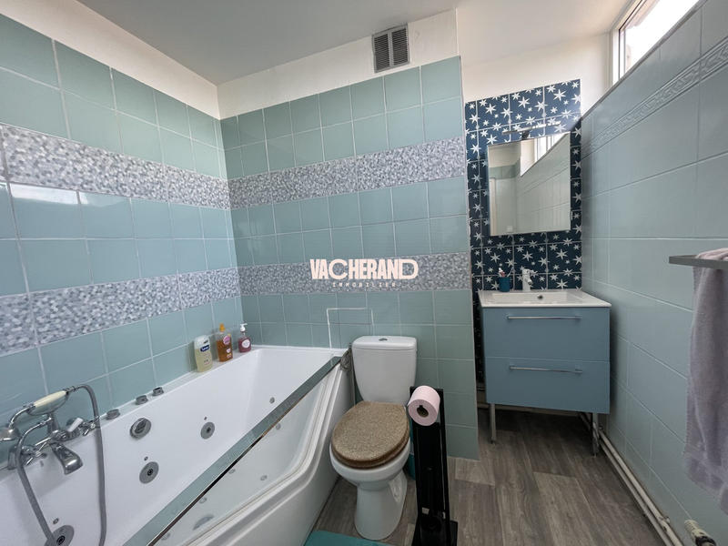 Appartement - 79 m² - 5 pièces