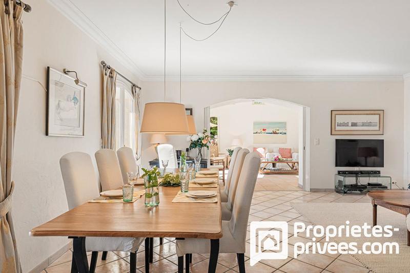 Villa - 167 m² - 5 pièces