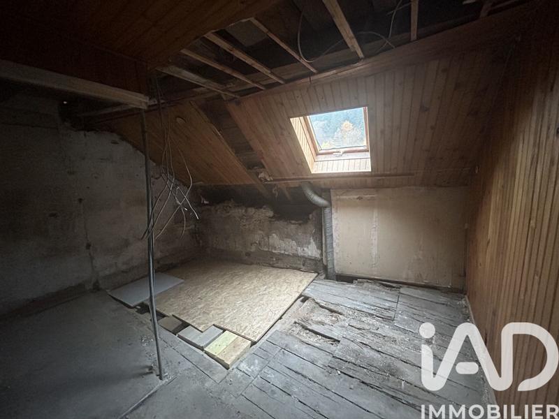 Appartement - 85 m² - 4 pièces