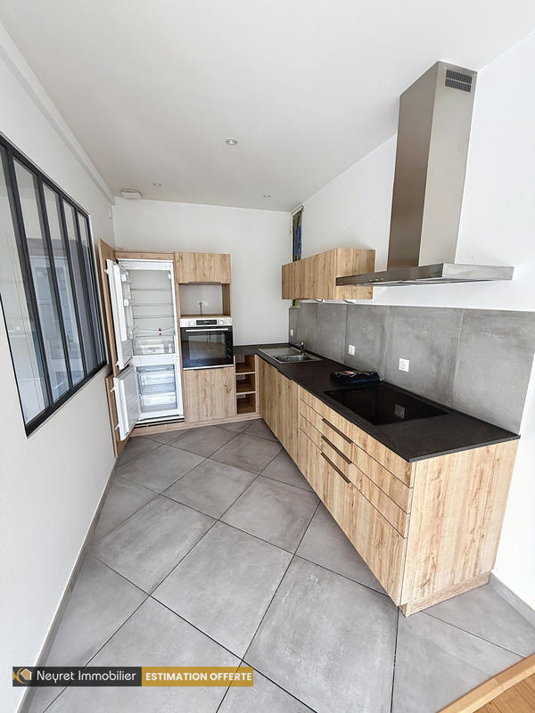 Appartement - 80 m² - 4 pièces