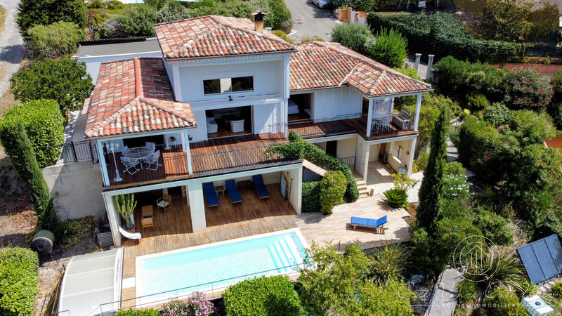 Maison - 146 m² - 4 pièces