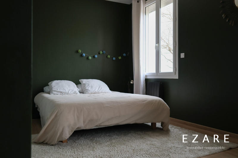 Maison - 210 m² - 5 pièces